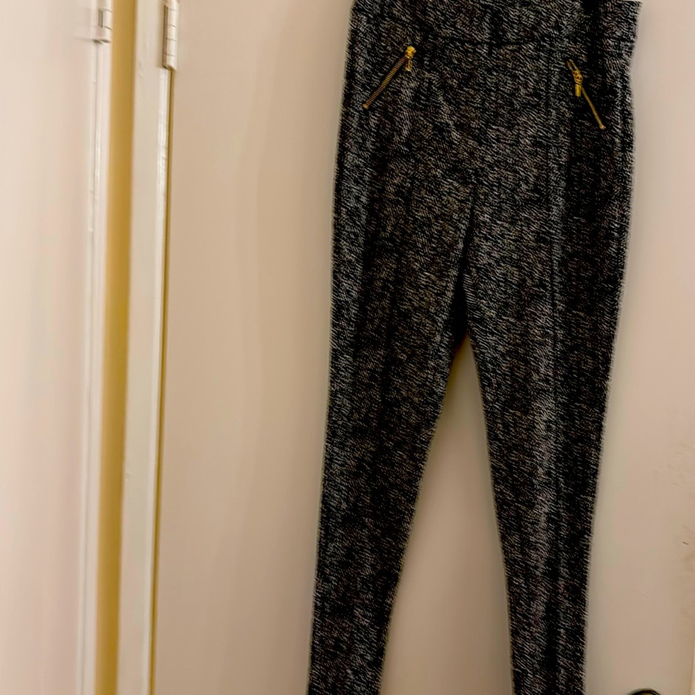 Fashion zipper pants brand new w Tag